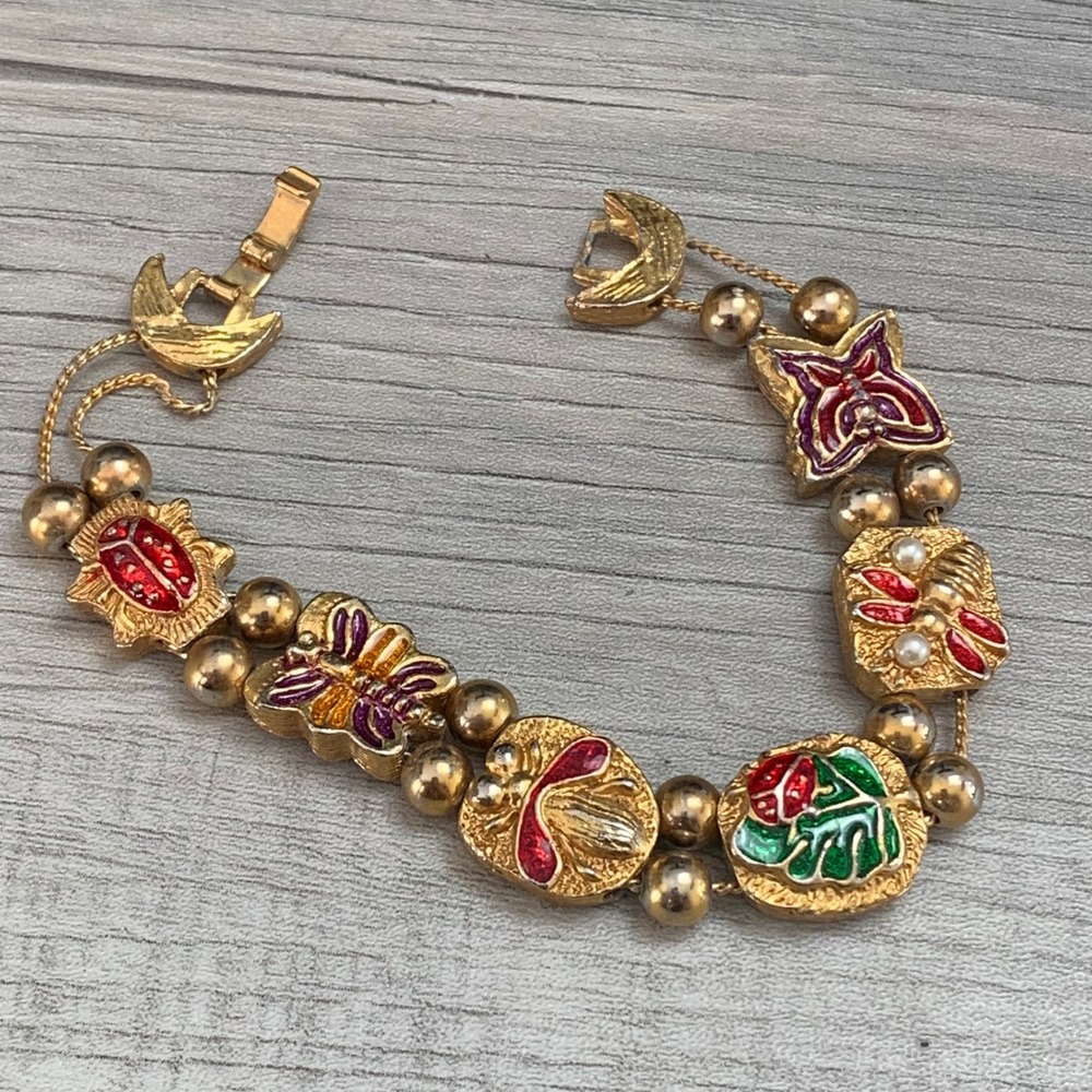 Vintage Gold Tone Enamel Garden Charm Bracelet Butterfly Ladybug Bee 7 Inch